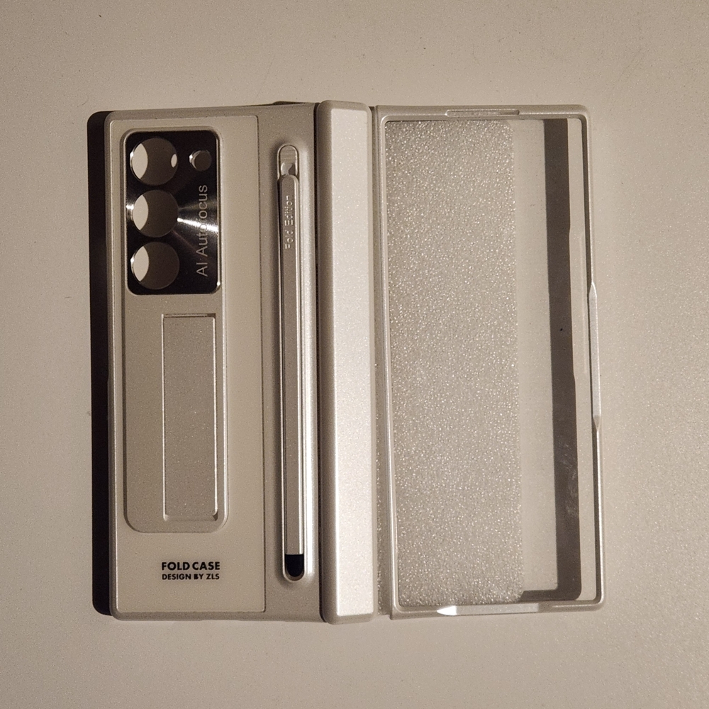 Samsung Galaxy Z Fold 6 White Fold Case with Stylus Holder